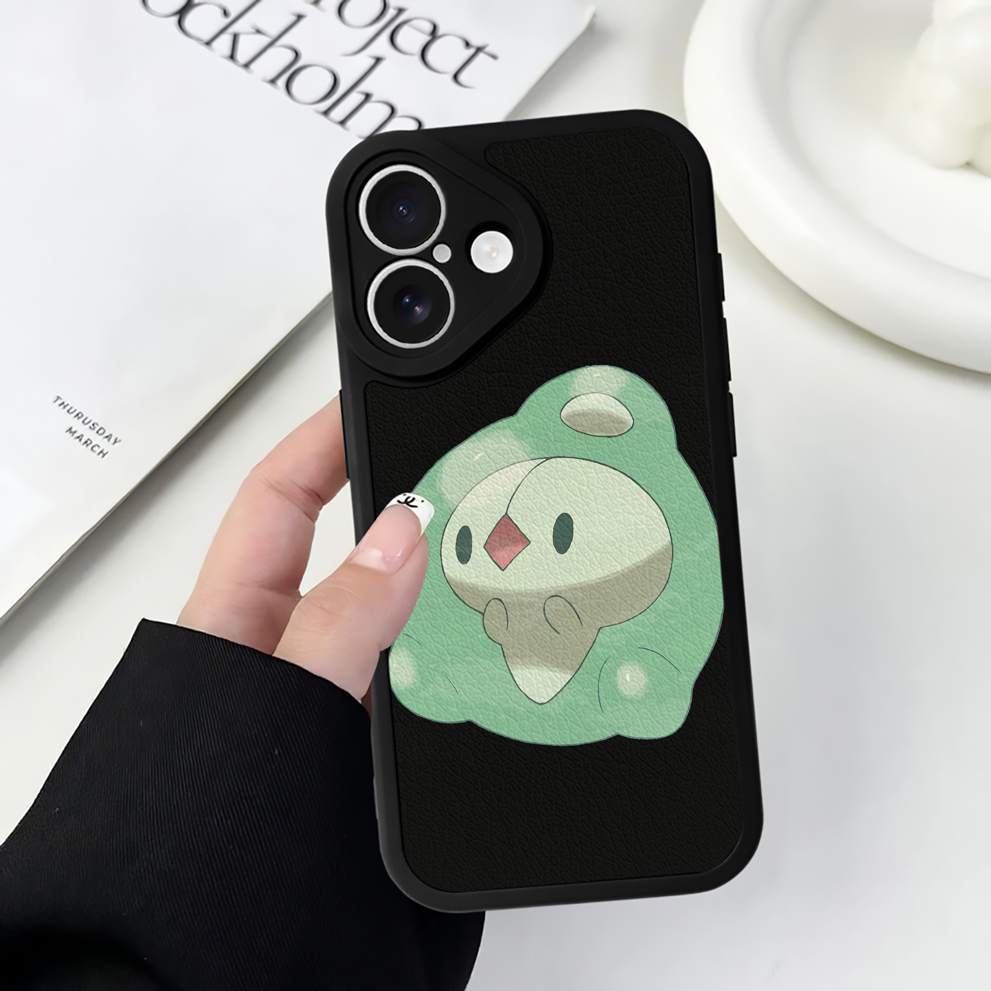 （画像用） ポケットモンスター Pokémon 【iPhone 16シリーズ対応】シリコンスマホケース（レザー調） 材質：シリコン
